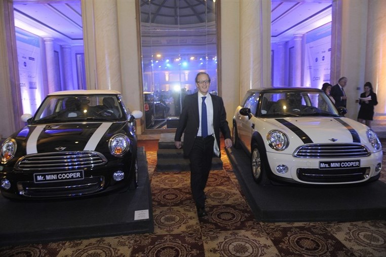 Two MINIs join hands to support the Philippe Hatem Foundation for a Happy Childhood
